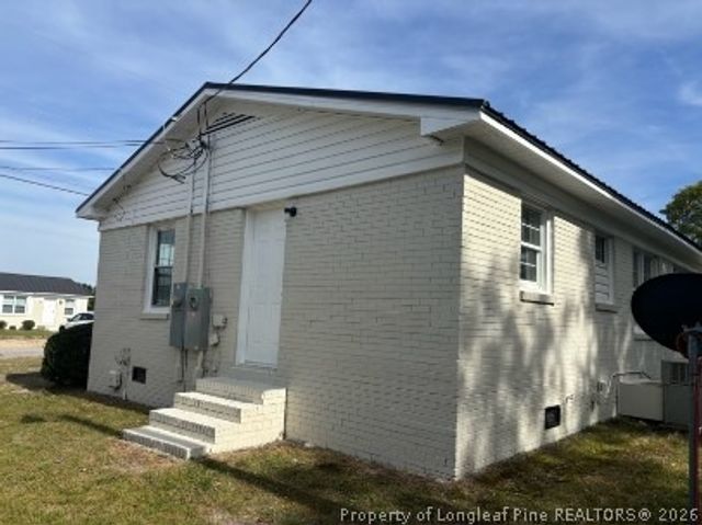 118 Calvin Street B, Spring Lake, NC 28390