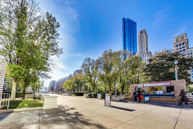 6 N Michigan Avenue 1111, Chicago, IL 60602