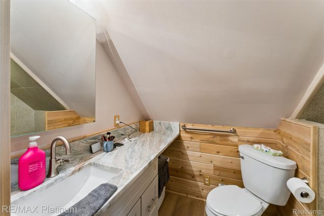 3154 PONEMAH Drive, Fenton Charter Township, MI 48430