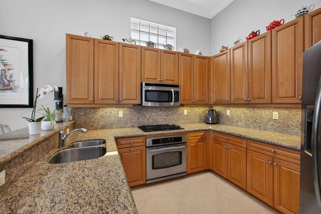 229 Andalusia Drive, Palm Beach Gardens, FL 33418