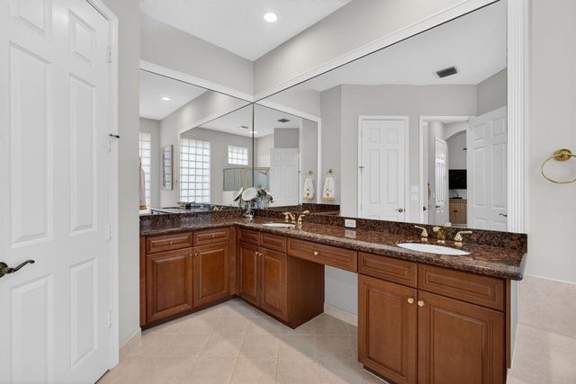229 Andalusia Drive, Palm Beach Gardens, FL 33418