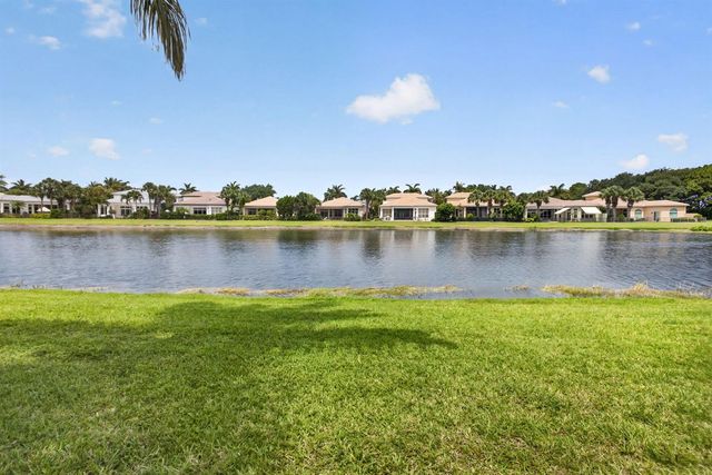 229 Andalusia Drive, Palm Beach Gardens, FL 33418