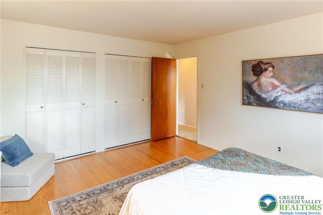 2130 Wisteria Road, Lower Macungie Twp, PA 18062