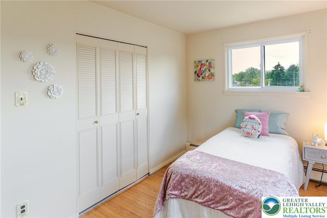 2130 Wisteria Road, Lower Macungie Twp, PA 18062