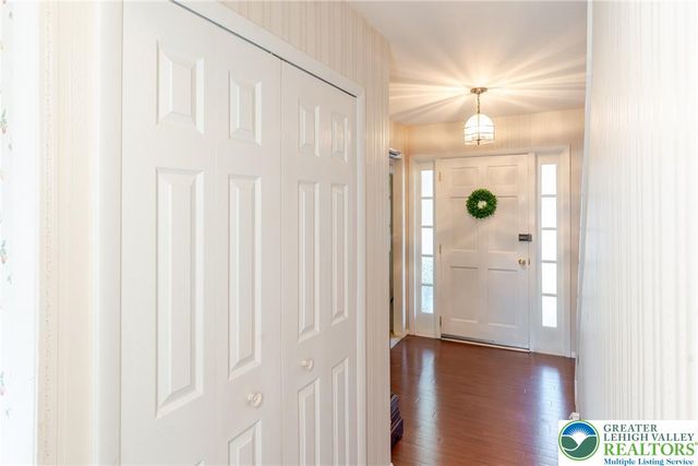 2130 Wisteria Road, Lower Macungie Twp, PA 18062