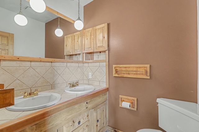 2 Cueva Canyon Road, Placitas, NM 87043
