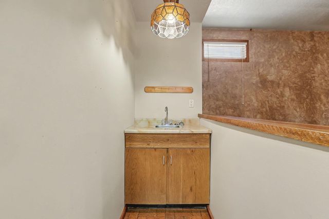 2 Cueva Canyon Road, Placitas, NM 87043