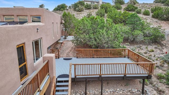 2 Cueva Canyon Road, Placitas, NM 87043