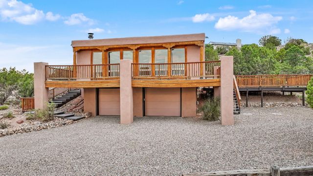 2 Cueva Canyon Road, Placitas, NM 87043