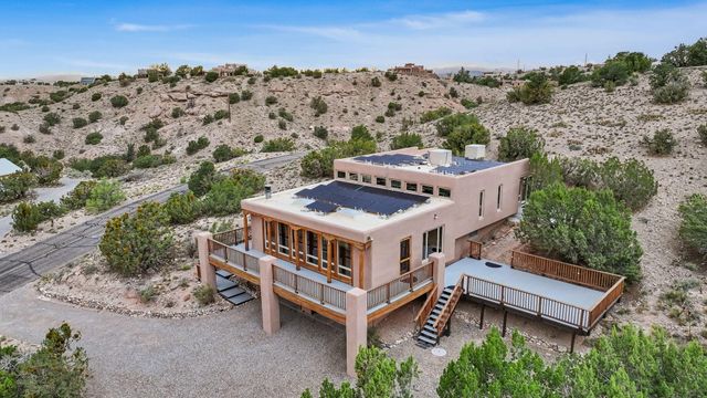 2 Cueva Canyon Road, Placitas, NM 87043