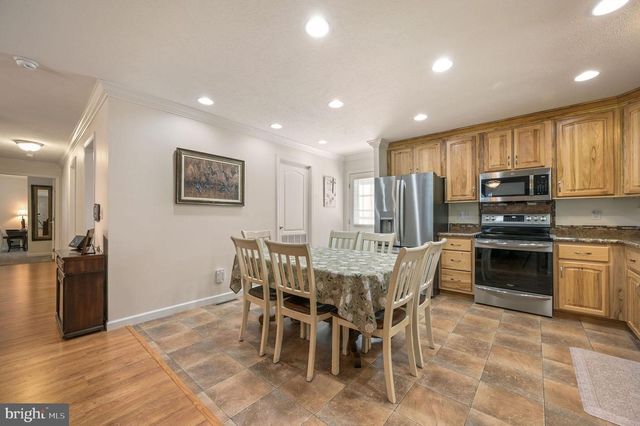 395 BAREFOOT LN, Frederica, DE 19946