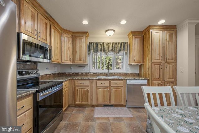 395 BAREFOOT LN, Frederica, DE 19946