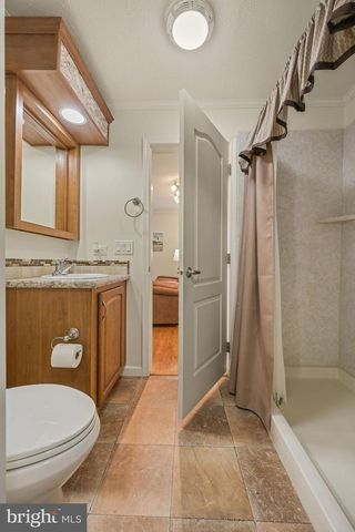 395 BAREFOOT LN, Frederica, DE 19946