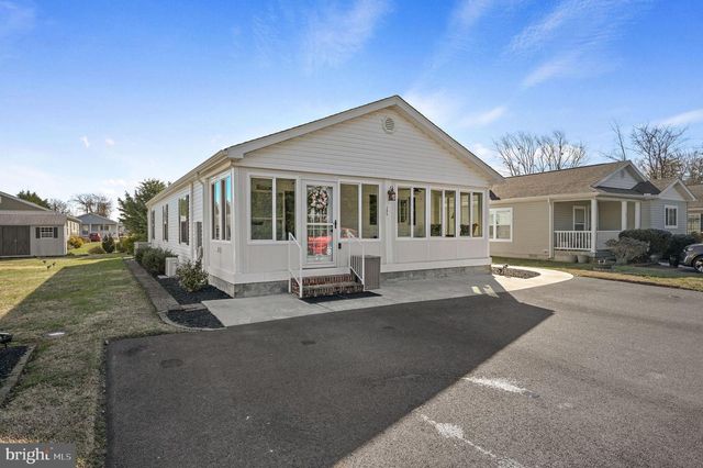 395 BAREFOOT LN, Frederica, DE 19946