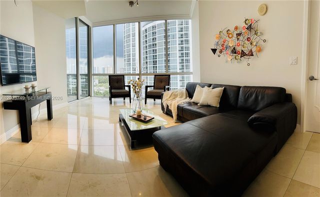 18101 Collins Ave 1108, Sunny Isles Beach, FL 33160