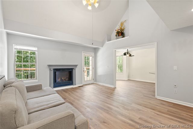 8517 Plum Tree Court, Sellersburg, IN 47172