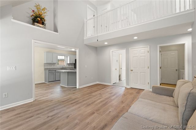 8517 Plum Tree Court, Sellersburg, IN 47172