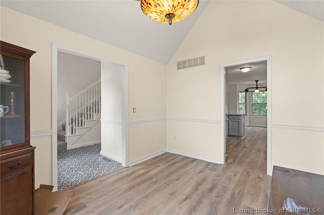 8517 Plum Tree Court, Sellersburg, IN 47172