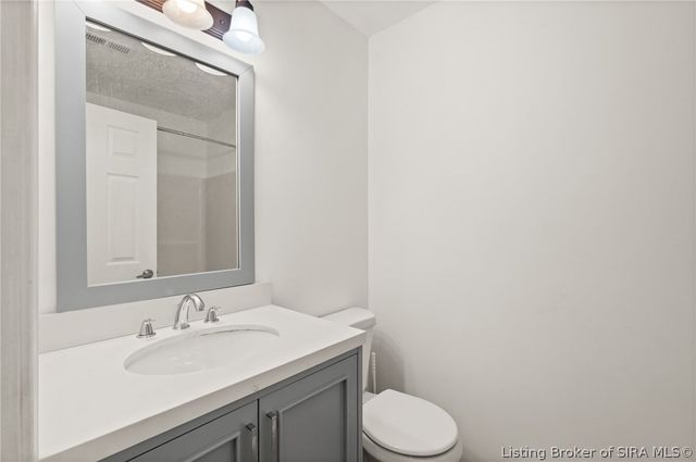 8517 Plum Tree Court, Sellersburg, IN 47172