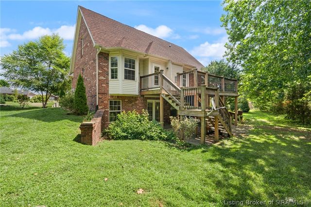 8517 Plum Tree Court, Sellersburg, IN 47172