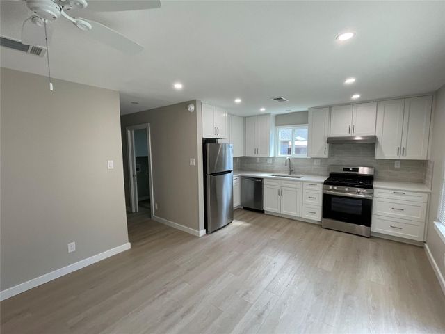 5404 Lishill CV B, Austin, TX 78745