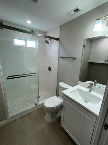 5404 Lishill CV B, Austin, TX 78745