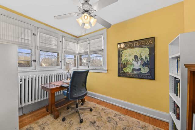 2400 E Newton AVENUE, Shorewood, WI 53211