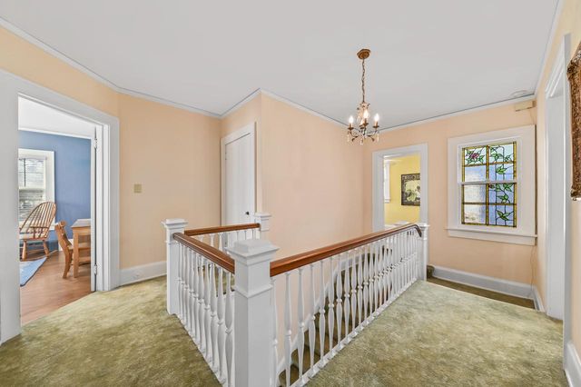 2400 E Newton AVENUE, Shorewood, WI 53211