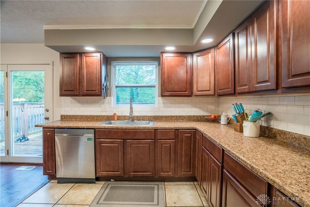3443 Sunnyside Drive, Beavercreek, OH 45432