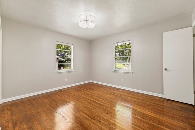 2415 64th Street, Fort Smith, AR 72903