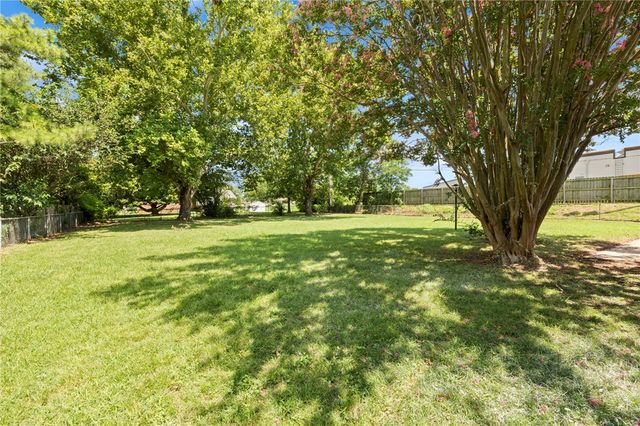 2415 64th Street, Fort Smith, AR 72903