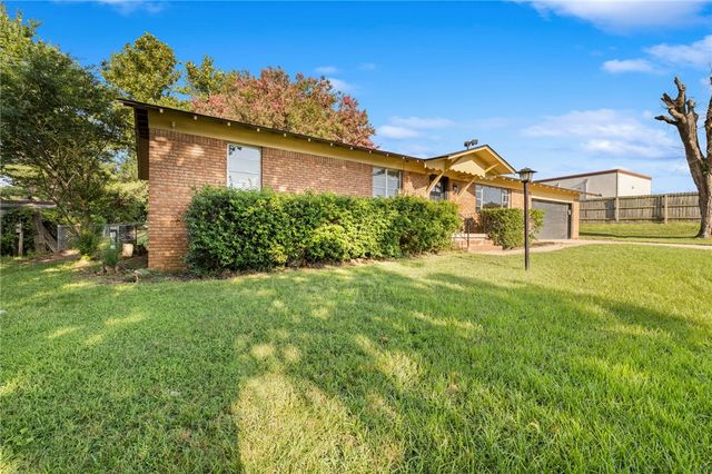 2415 64th Street, Fort Smith, AR 72903