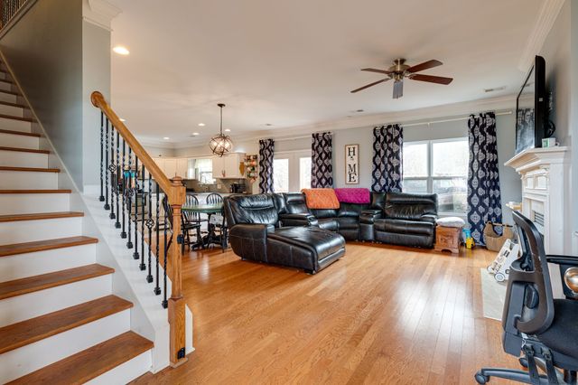 537 Callie Ave, Gallatin, TN 37066