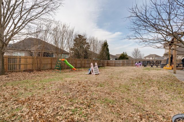 537 Callie Ave, Gallatin, TN 37066