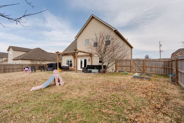 537 Callie Ave, Gallatin, TN 37066