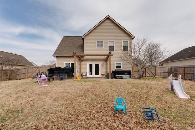 537 Callie Ave, Gallatin, TN 37066