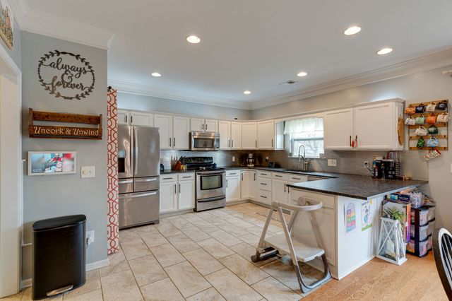 537 Callie Ave, Gallatin, TN 37066