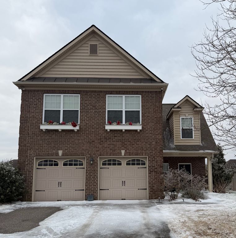 537 Callie Ave, Gallatin, TN 37066