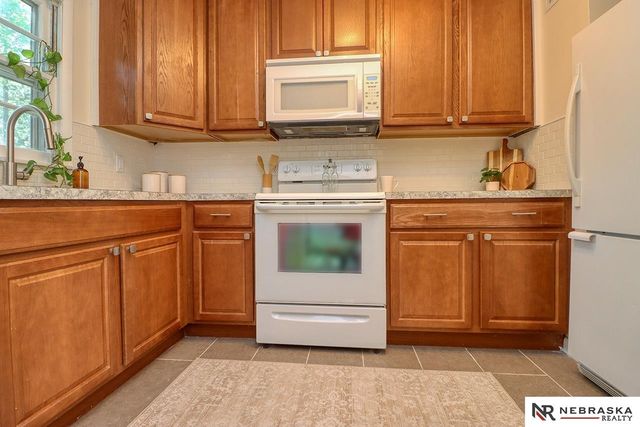 368 S 47th Street, Lincoln, NE 68510