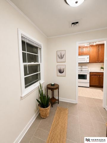 368 S 47th Street, Lincoln, NE 68510