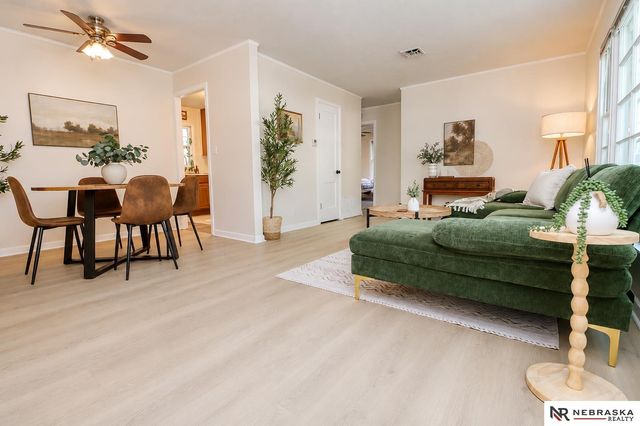 368 S 47th Street, Lincoln, NE 68510