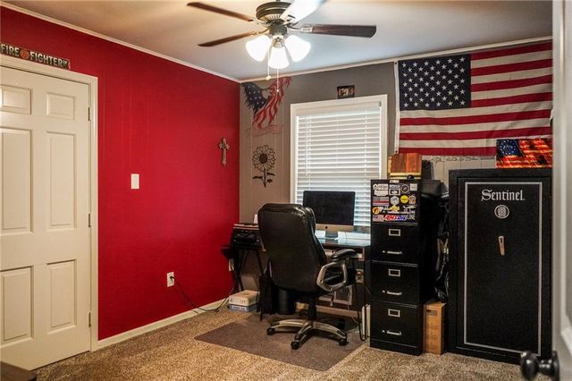 609 Salem Road, Excelsior Springs, MO 64024