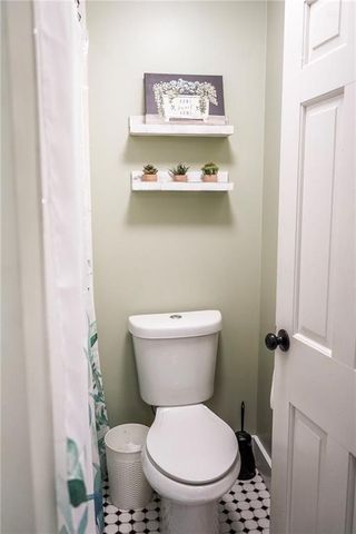 609 Salem Road, Excelsior Springs, MO 64024