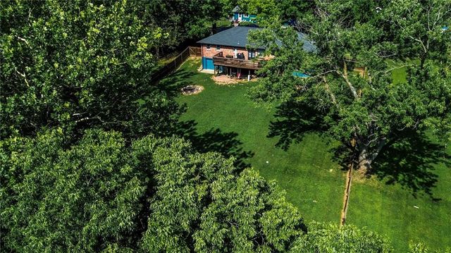 609 Salem Road, Excelsior Springs, MO 64024