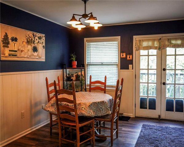 609 Salem Road, Excelsior Springs, MO 64024