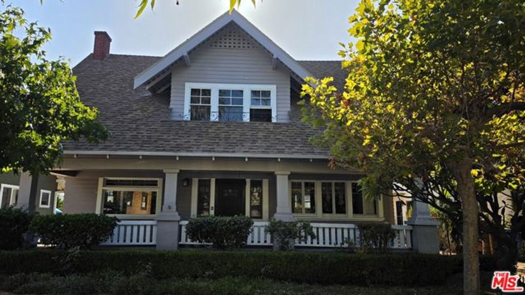 1621 5th Avenue, Los Angeles, CA 90019