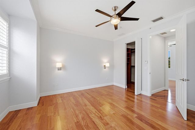 542 NE 7th Avenue Unit 2, Fort Lauderdale, FL 33301