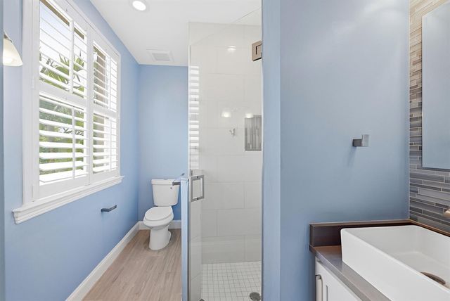 542 NE 7th Avenue Unit 2, Fort Lauderdale, FL 33301
