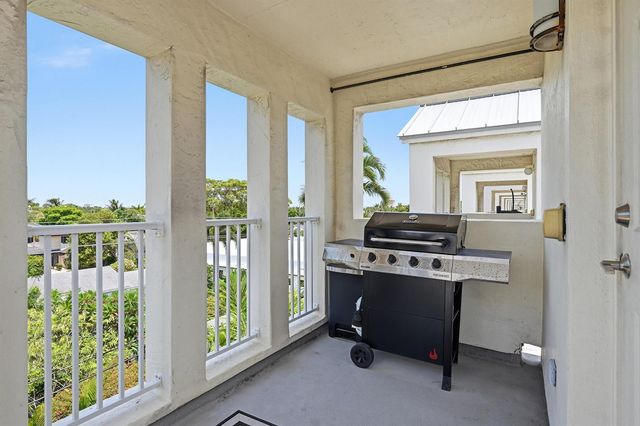 542 NE 7th Avenue Unit 2, Fort Lauderdale, FL 33301