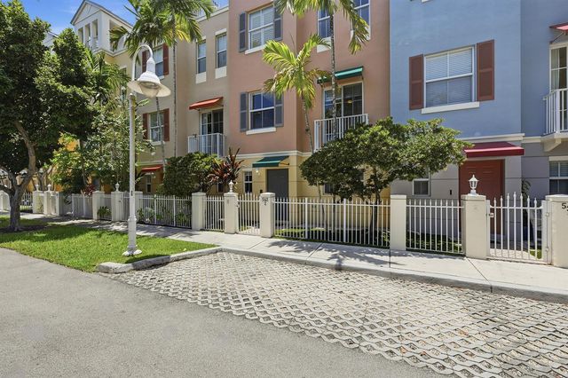 542 NE 7th Avenue Unit 2, Fort Lauderdale, FL 33301